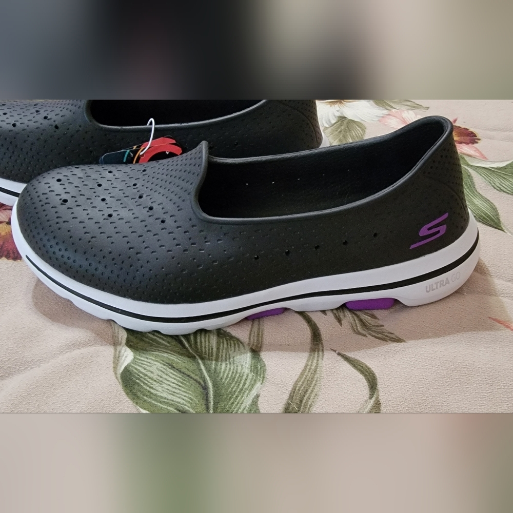 #460 Skechers Cali Gear GO WALK Rubber Slip Ons Black (SEE DESCRIPTION) - Picture 3 of 8